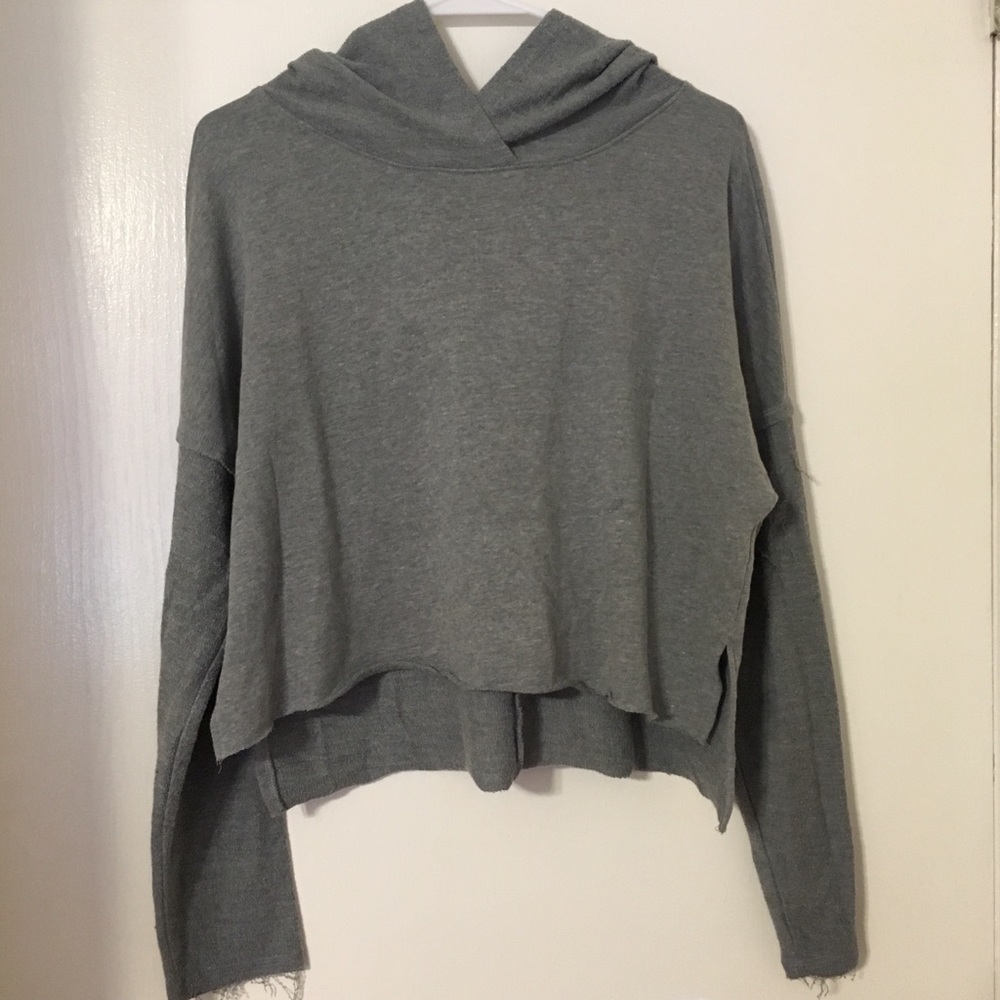 F21 Gray Cropped Sweater